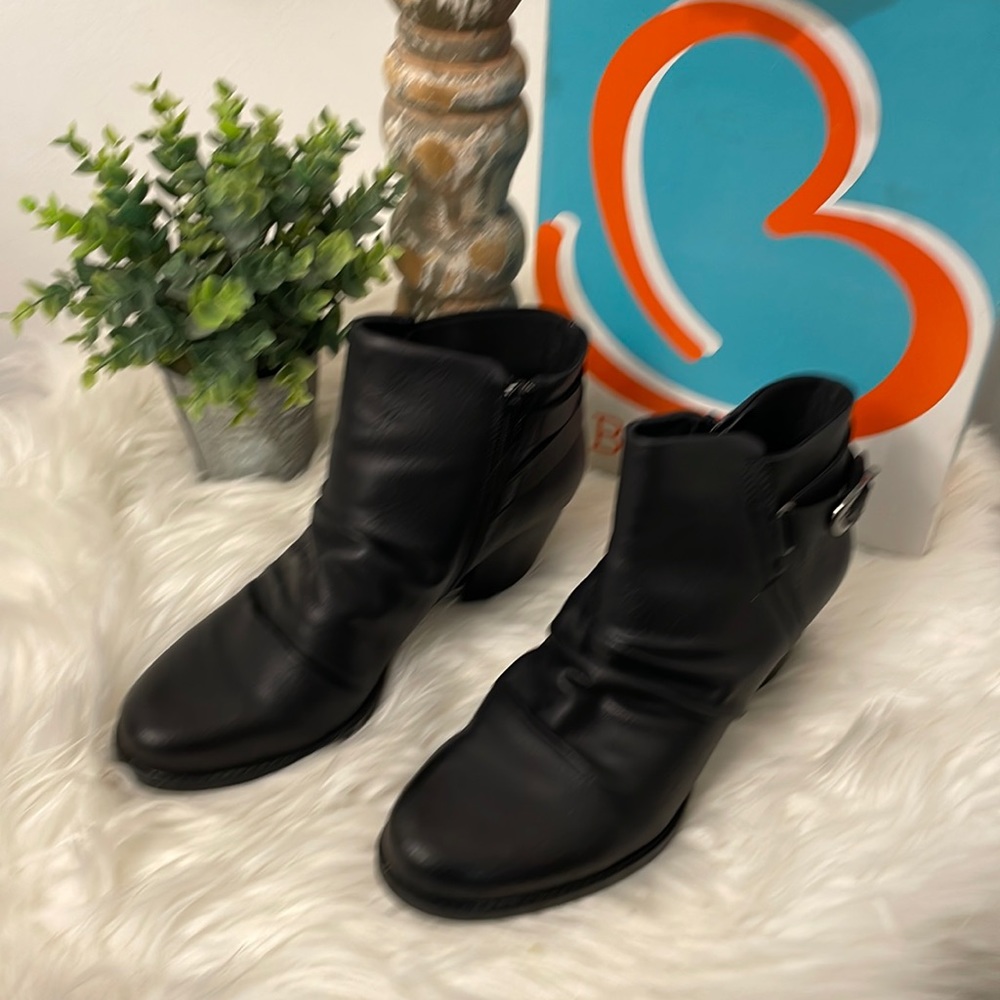 Bare traps Relliance Booties